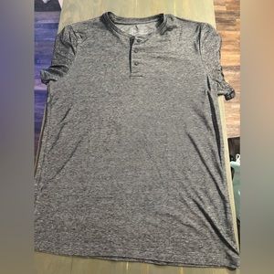 Marc Anthony Medium 3 Button T Shirt